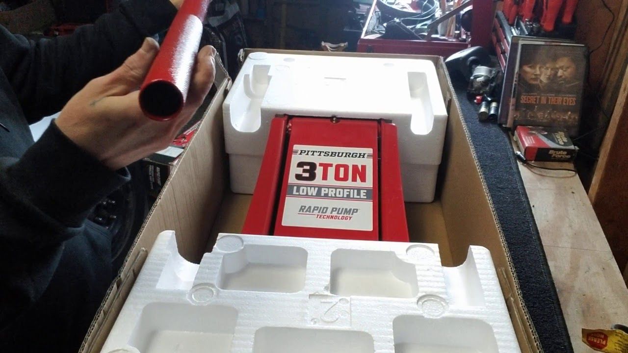 Pittsburgh Racing 1.5 Ton Floor Jack